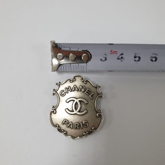 Chanel Paris-Dallas Silver Brooch - Picture 5 of 6